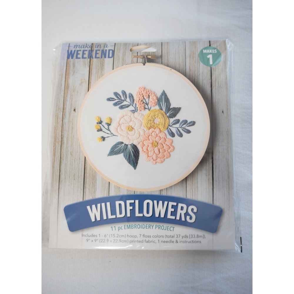 Leisure Arts Embroidery Kit Make in a Weekend New Floral Wildflowers 49806